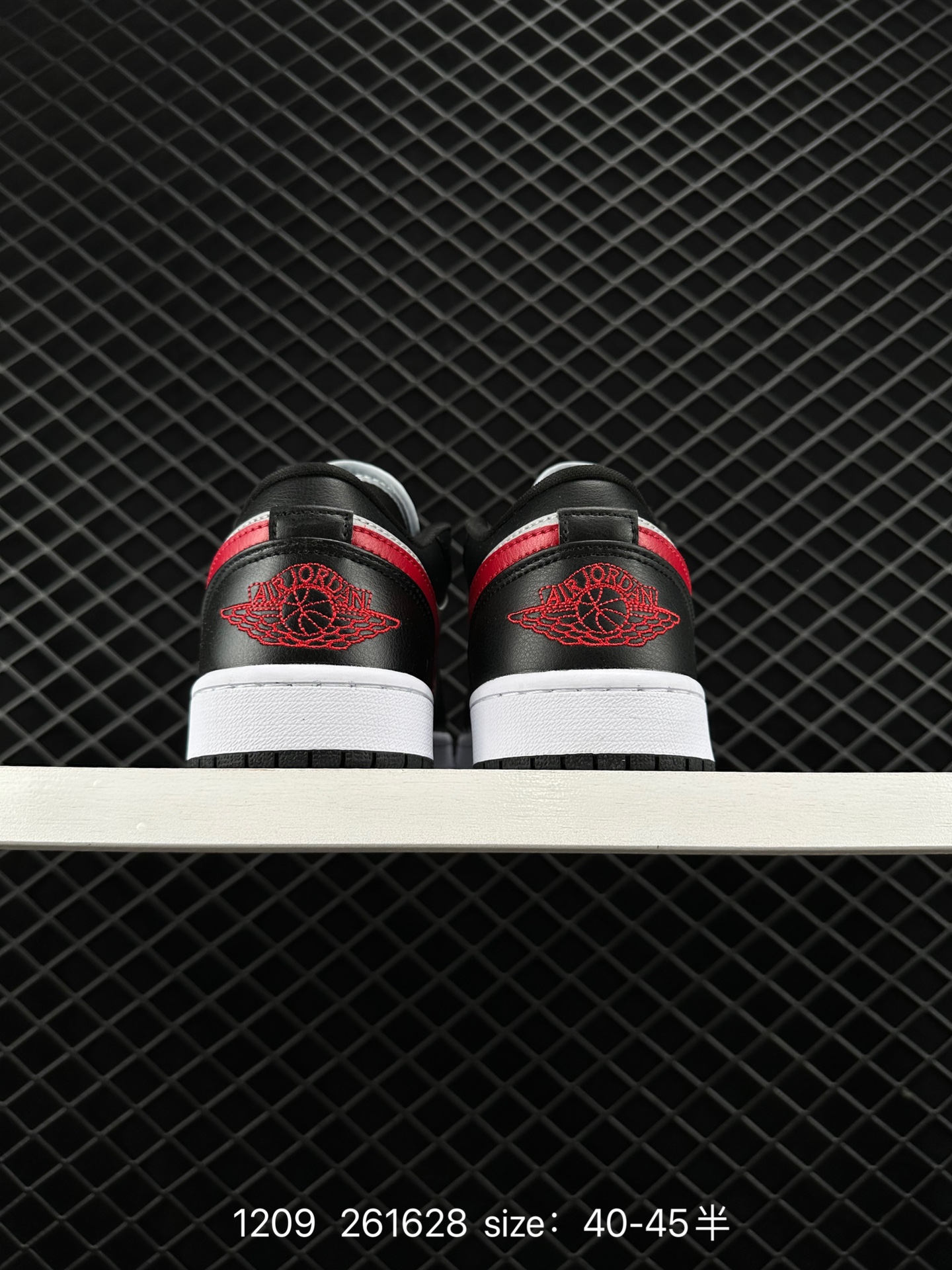 Air Jordan 1 Low AJ1